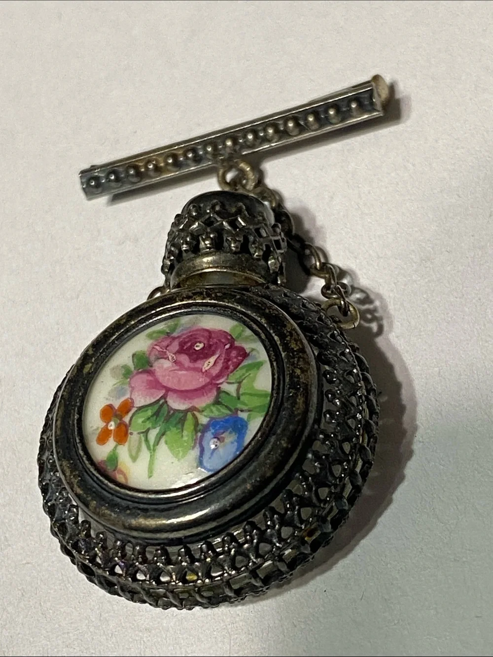 PRETTY Vintage Limoges Silver tone floral Filigree Perfume Bottle bar Pin Brooch